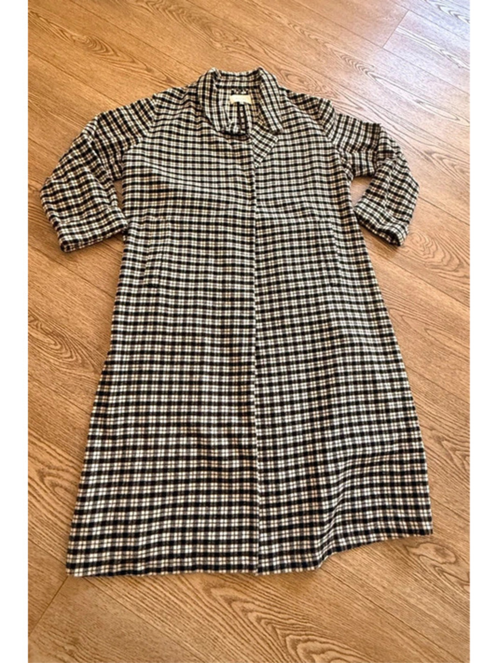 The Great. Black & Cream Plaid Unlined Long Coat Button Front Size 3 (L)